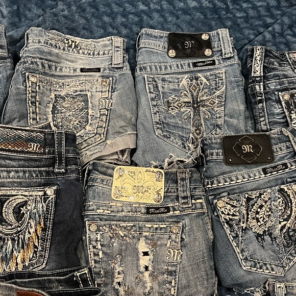 Not for sale Miss Me & BKE Cut off shorts - Picture 11 of 11